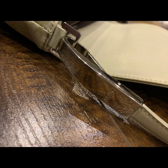 DKNY handbag with removable strap - Picture 5 of 7